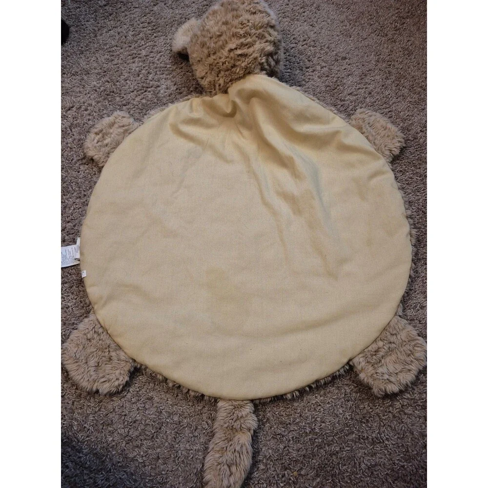 Pottery barn kids bear rug excellent condition